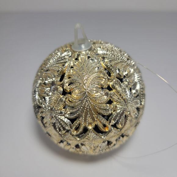 6 Gold Vintage 1980s Christmas 3D Holiday Ornament Bulbs - Picture 3 of 4